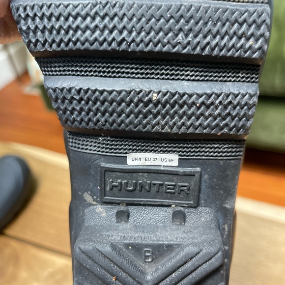Hunter Tall Rain Boots Size 6 - Picture 9 of 11